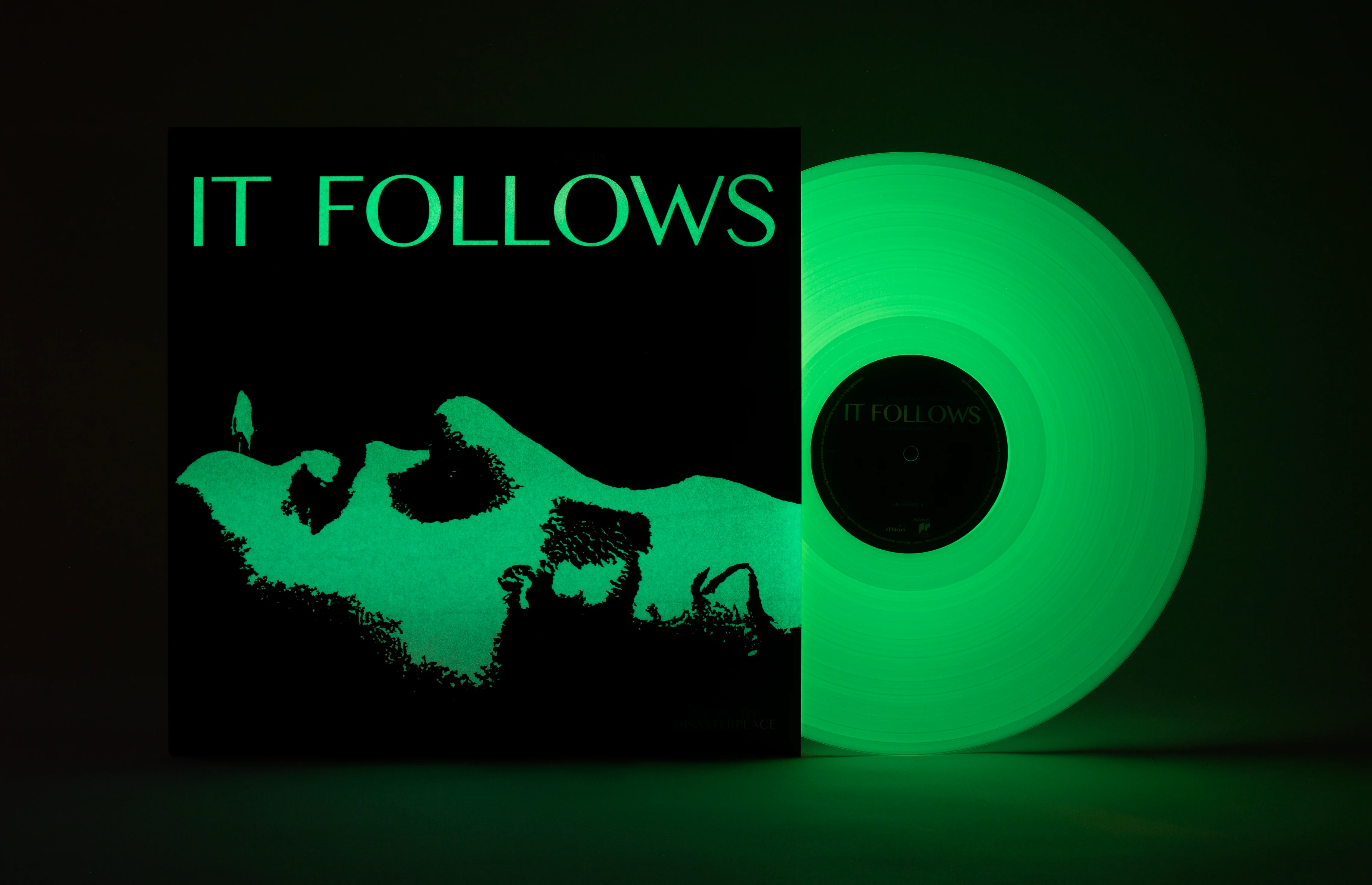1847-it-follows-original-motion-picture-soundtrack-lp-mondo-exclusive-3.webp It Follows - Original Motion Picture Soundtrack LP Mondo Exclusive