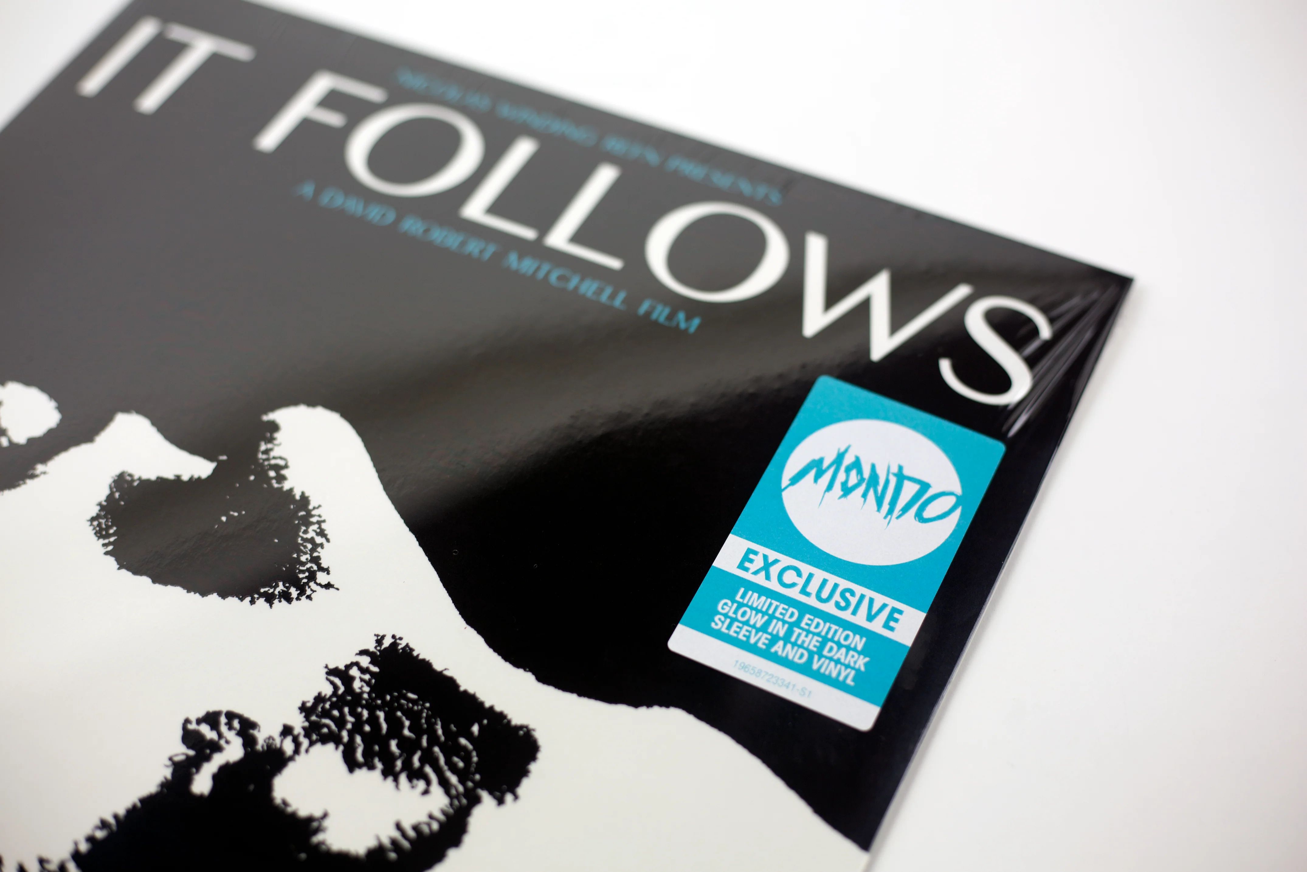 1847-it-follows-original-motion-picture-soundtrack-lp-mondo-exclusive-5.webp It Follows - Original Motion Picture Soundtrack LP Mondo Exclusive