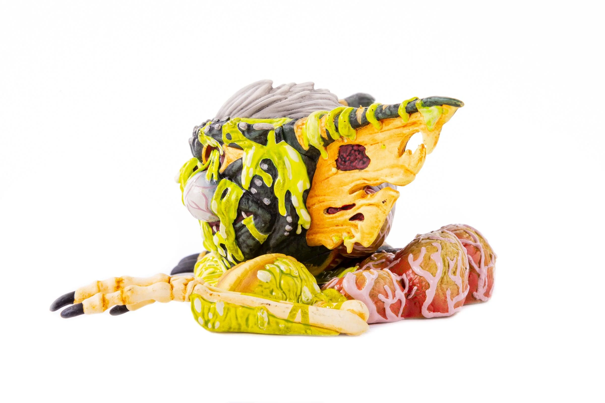 194-melting-stripe-mondoid-vinyl-figure-4.webp Melting Stripe Mondoid Vinyl Figure