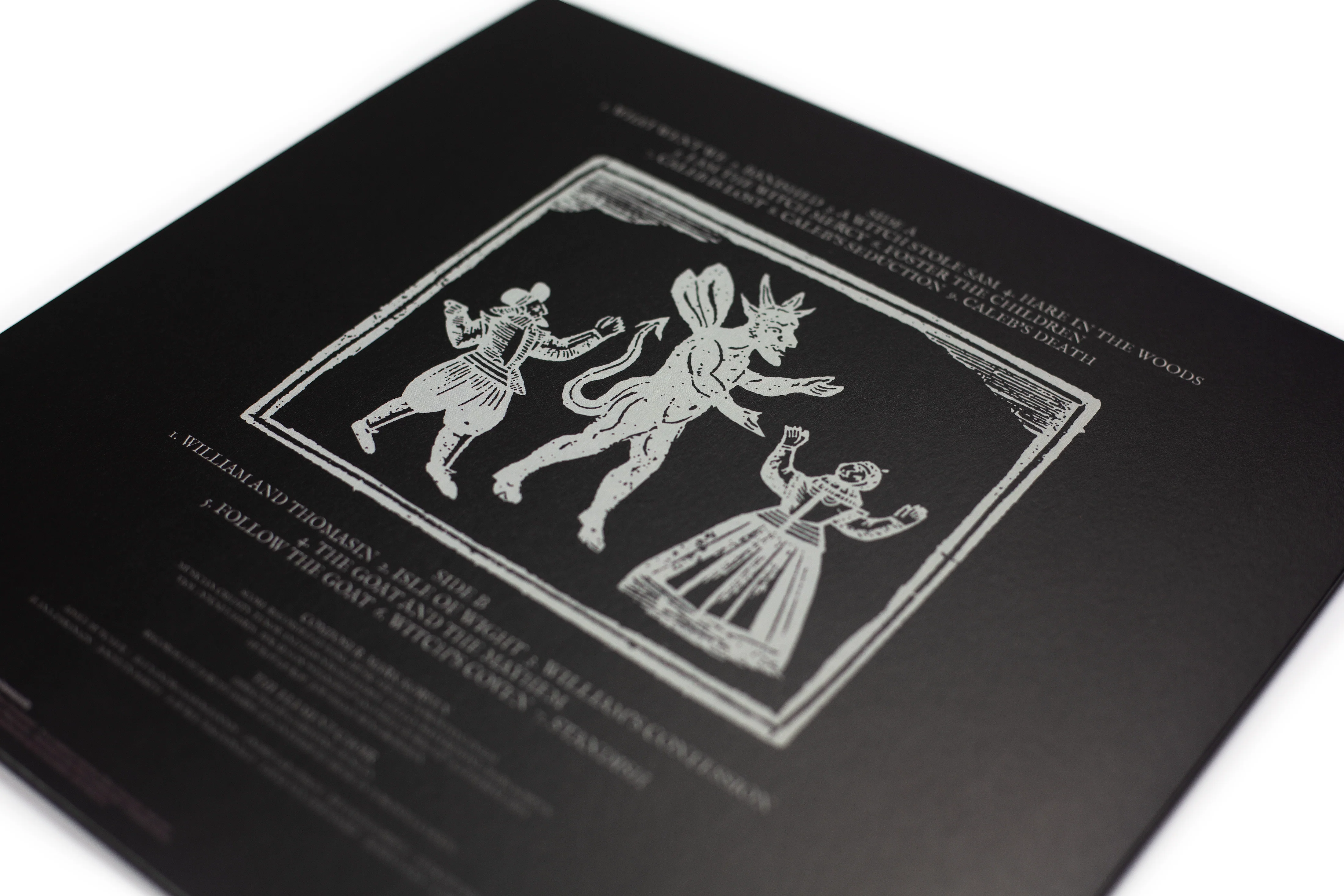 2052-the-witch-original-motion-picture-soundtrack-lp-mondo-exclusive-4.webp The Witch – Original Motion Picture Soundtrack LP Mondo Exclusive