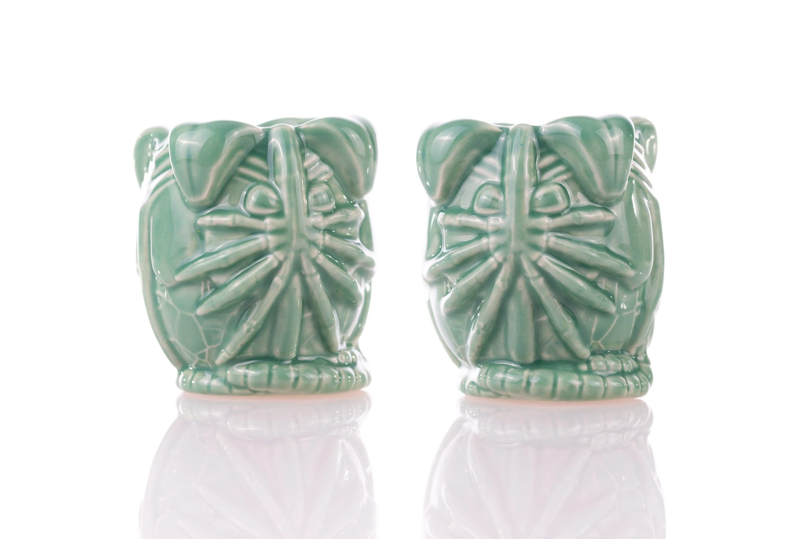 2504-alien-egg-tiki-shooters-set-acid-blood-variant-2-pack-1.webp Alien Egg Tiki Shooters Set (Acid Blood Variant) - 2 Pack