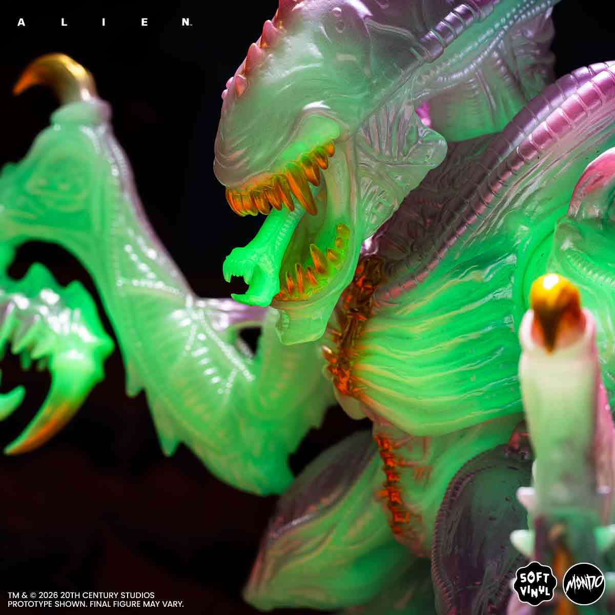 2560-aliens-mantis-alien-soft-vinyl-figure-cherry-blossom-glow-in-the-dark-variant-22.jpg Aliens - Mantis Alien Soft Vinyl Figure - Cherry Blossom Glow in the Dark Variant
