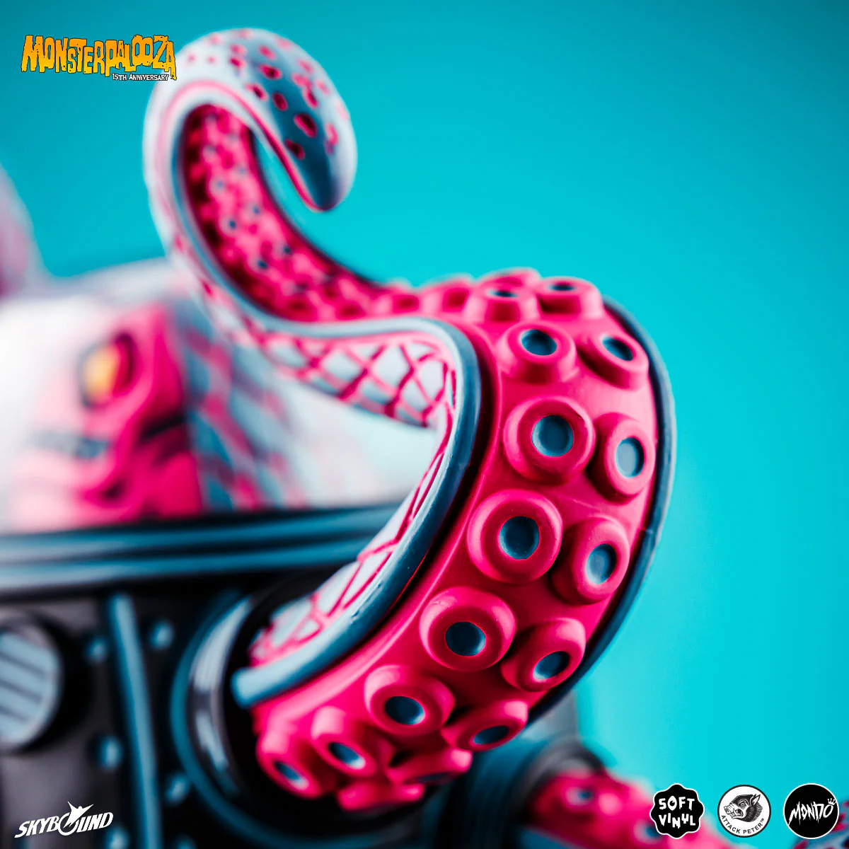 2644-attack-peter-s-takoro-vinyl-designer-figure-vice-city-rage-variant-mondo-exclusive-20.webp Attack Peter's Takoro - Vinyl Designer Figure - Vice City Rage Variant - Mondo Exclusive