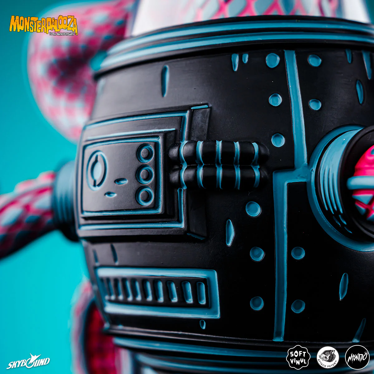 2644-attack-peter-s-takoro-vinyl-designer-figure-vice-city-rage-variant-mondo-exclusive-24.webp Attack Peter's Takoro - Vinyl Designer Figure - Vice City Rage Variant - Mondo Exclusive
