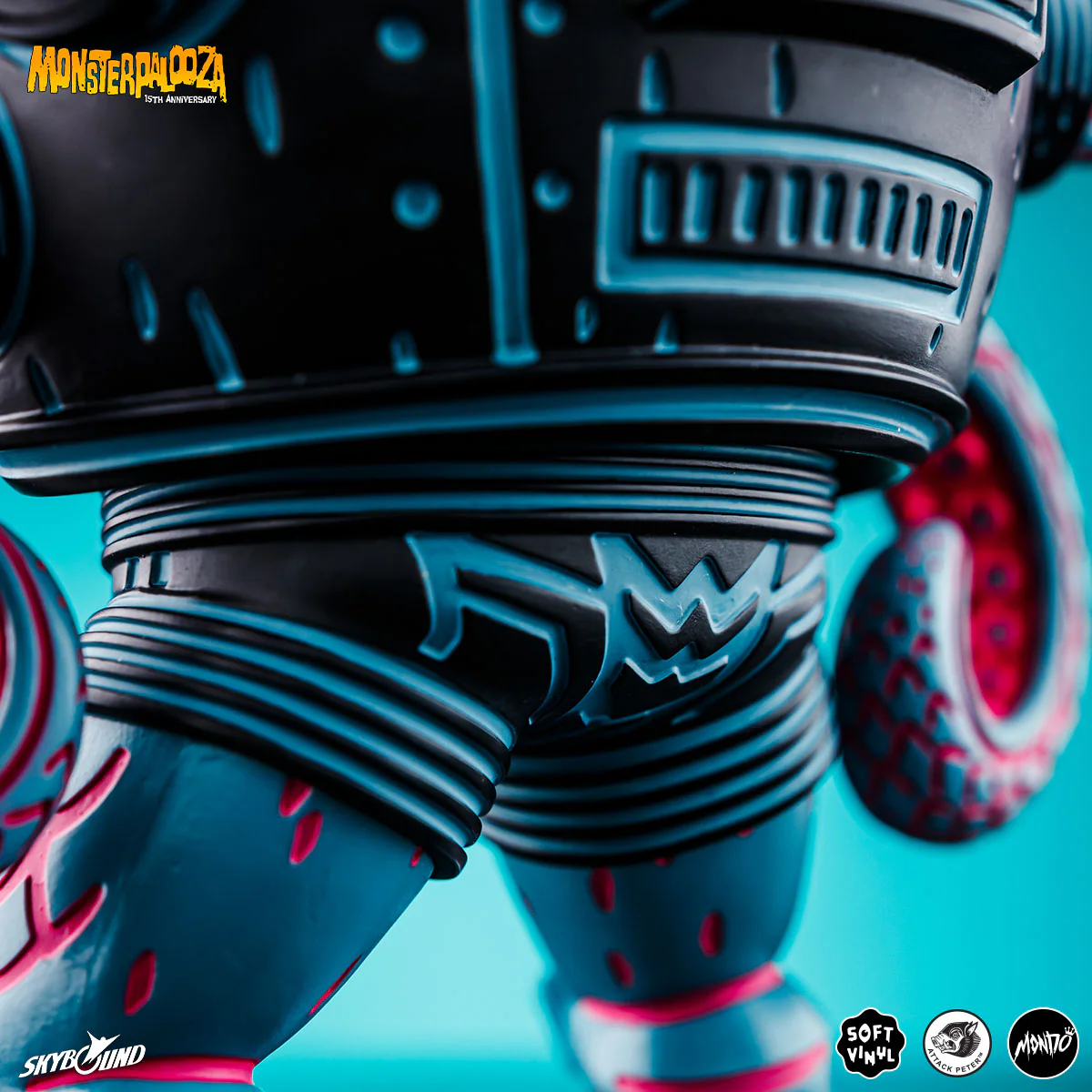 2644-attack-peter-s-takoro-vinyl-designer-figure-vice-city-rage-variant-mondo-exclusive-26.webp Attack Peter's Takoro - Vinyl Designer Figure - Vice City Rage Variant - Mondo Exclusive
