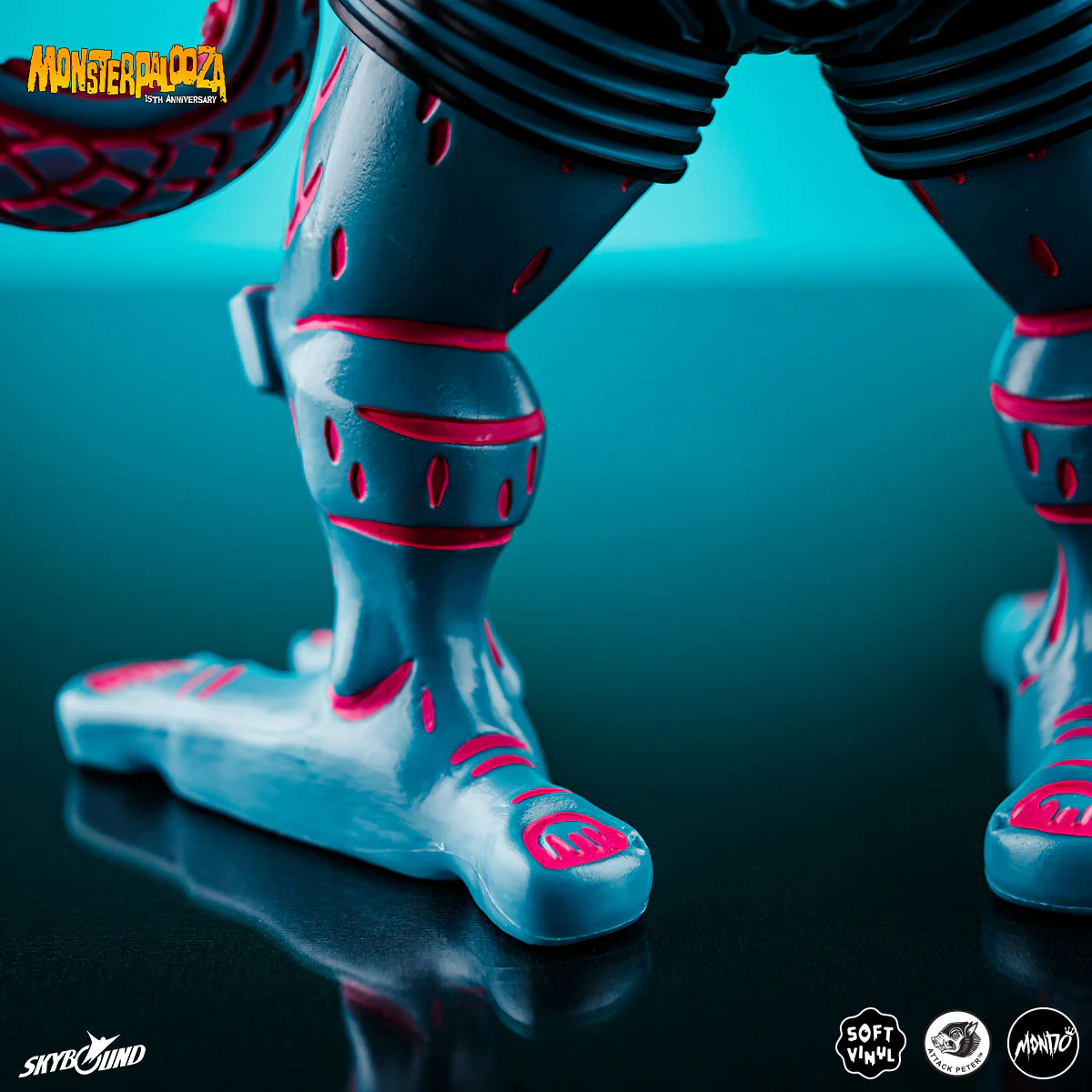 2644-attack-peter-s-takoro-vinyl-designer-figure-vice-city-rage-variant-mondo-exclusive-27.webp Attack Peter's Takoro - Vinyl Designer Figure - Vice City Rage Variant - Mondo Exclusive