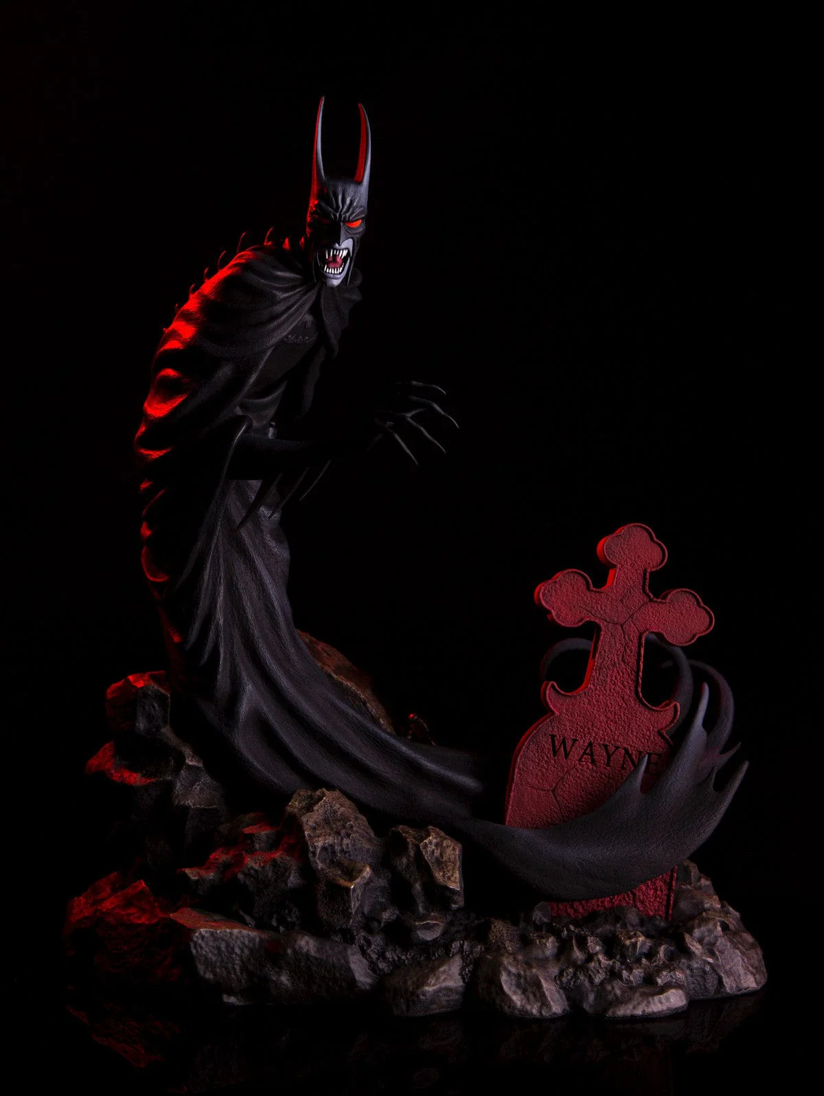 Batman & Dracula: Red Rain Statue (Exclusive)