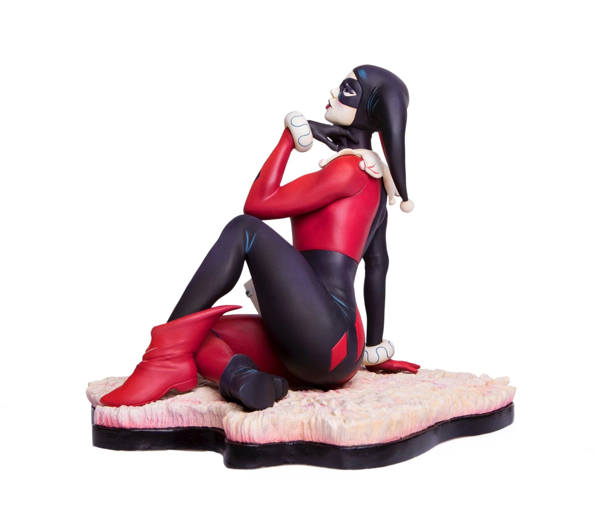 Batman – "Waiting for My J Man" Harley Quinn Statue