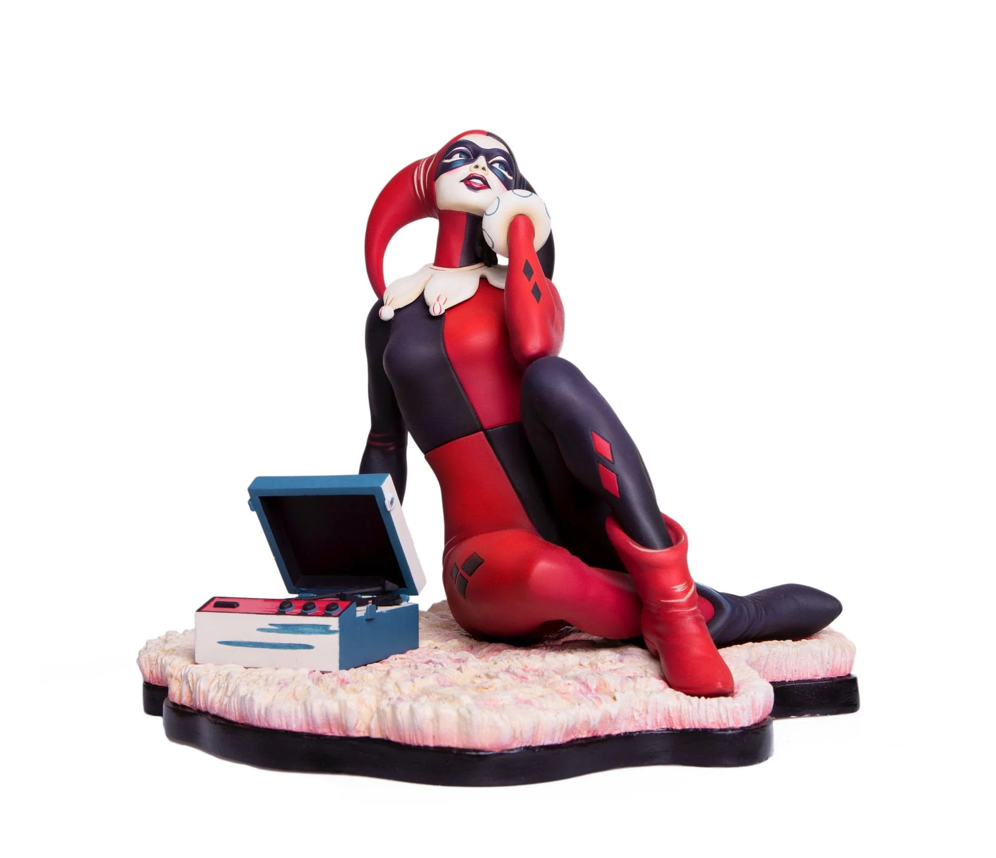 Batman – "Waiting for My J Man" Harley Quinn Statue