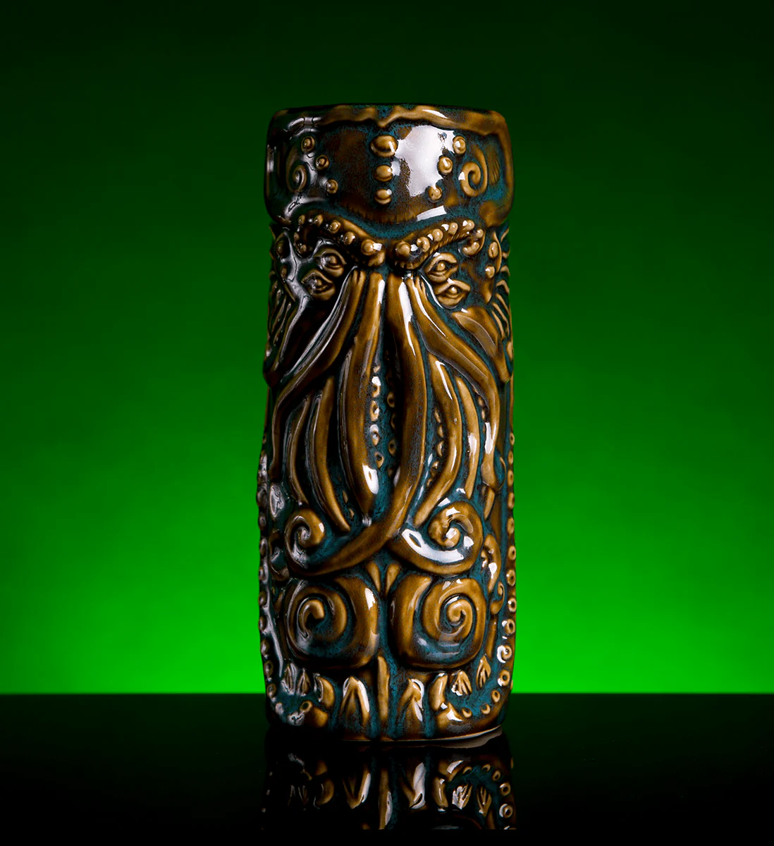 3095-carafe-of-cthulhu-designer-series-tiki-mug-cosmic-horror-2.webp Carafe of Cthulhu Designer Series Tiki Mug (Cosmic Horror)