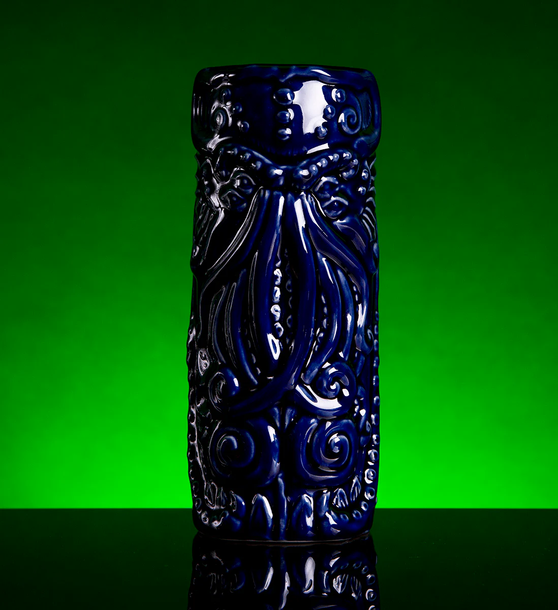 3098-carafe-of-cthulhu-designer-series-tiki-mug-unfathomable-depths-2.webp Carafe of Cthulhu Designer Series Tiki Mug (Unfathomable Depths)
