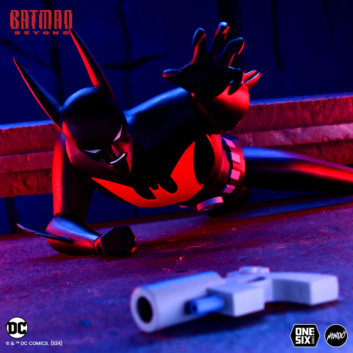 314-batman-beyond-terry-1-6-scale-figure-exclusive-10.webp Batman Beyond - Terry 1/6 Scale Figure - Exclusive
