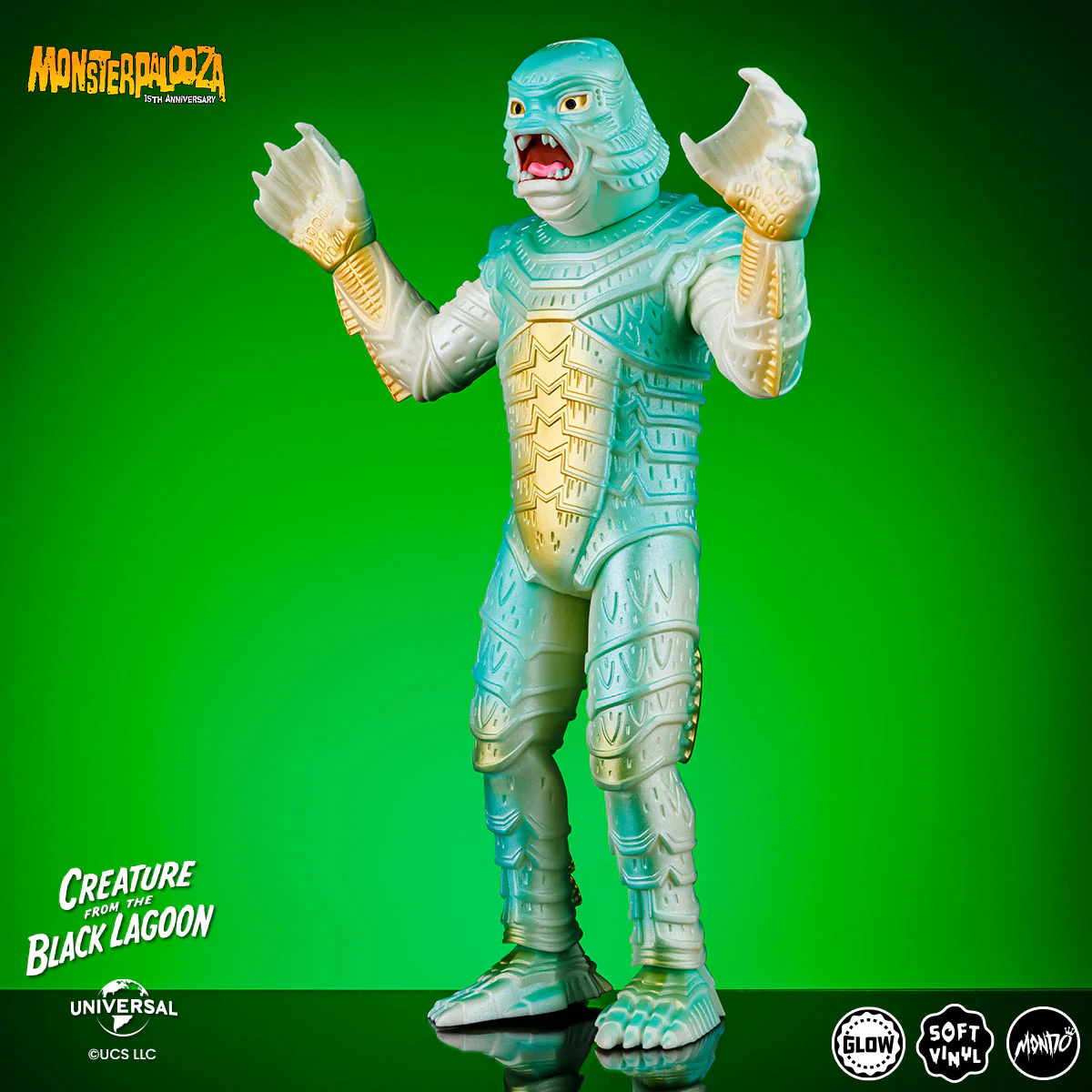 3211-creature-from-the-black-lagoon-vinyl-designer-figure-by-attack-peter-glow-in-the-dark-variant-6.webp Creature From The Black Lagoon - Vinyl Designer Figure by Attack Peter - Glow in the Dark Variant