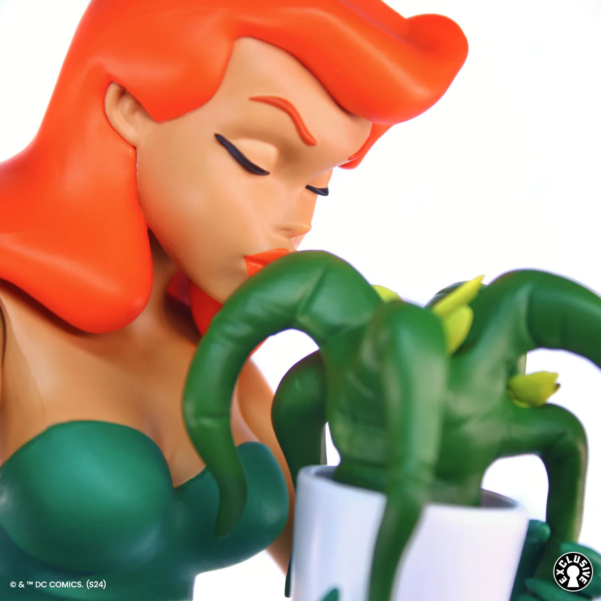 326-batman-the-animated-series-poison-ivy-1-6-scale-figure-timed-edition-36.webp Batman: The Animated Series - Poison Ivy 1/6 Scale Figure - Timed Edition
