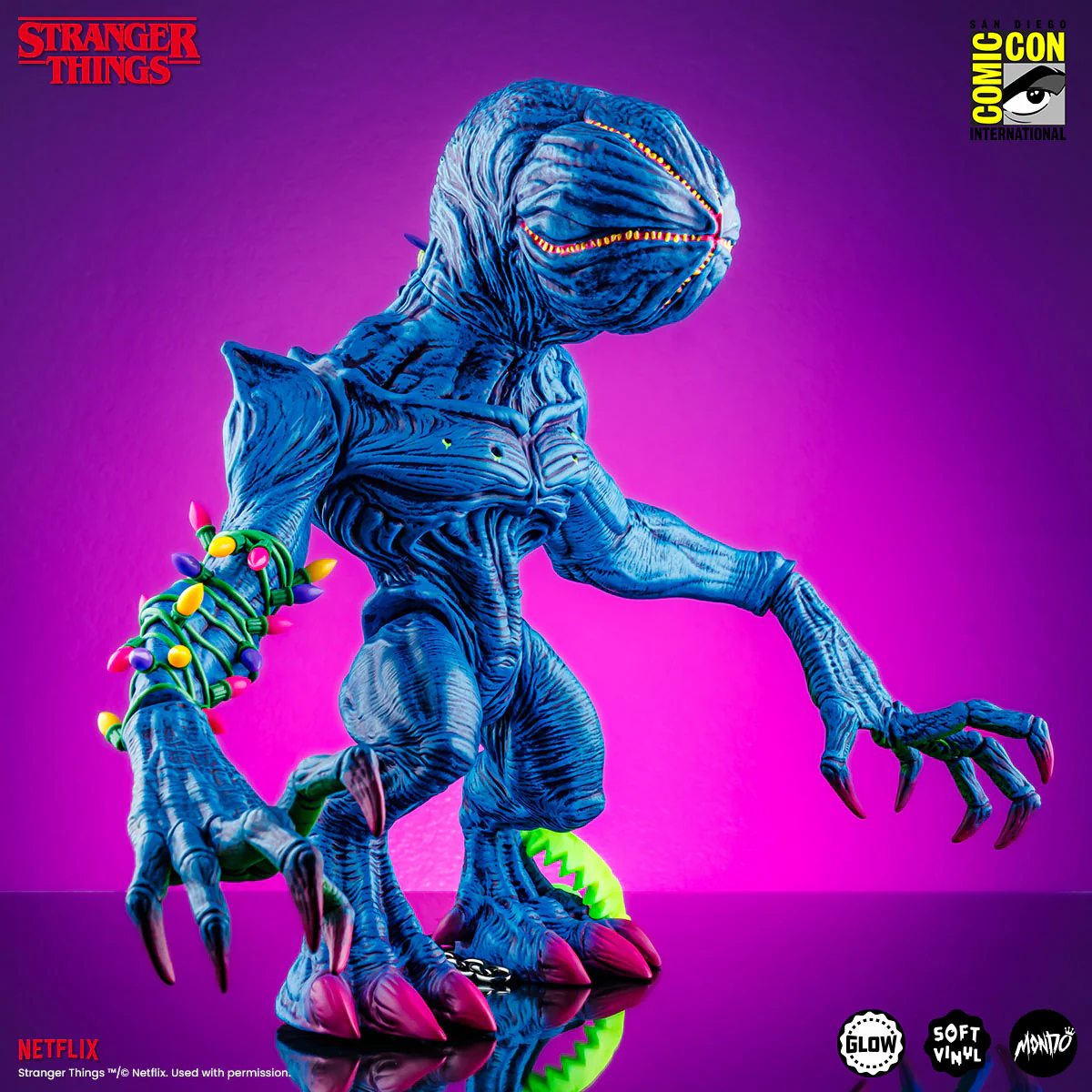 3342-demogorgon-vinyl-designer-figure-by-james-groman-80-s-fever-variant-11.webp Demogorgon - Vinyl Designer Figure by James Groman - 80's Fever Variant