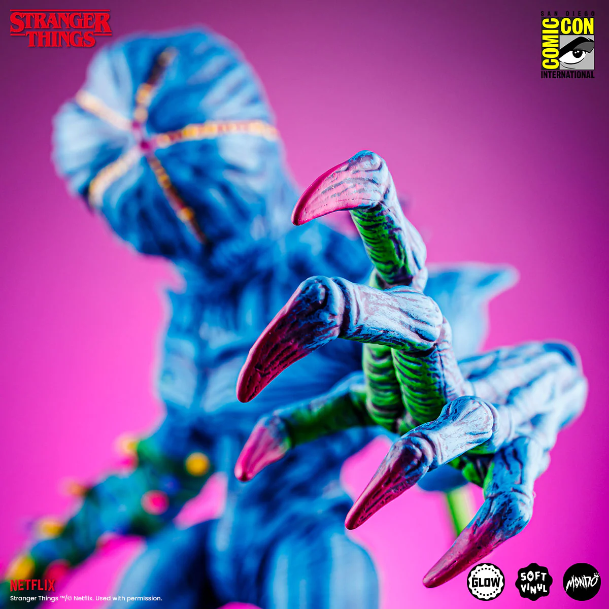 3342-demogorgon-vinyl-designer-figure-by-james-groman-80-s-fever-variant-13.webp Demogorgon - Vinyl Designer Figure by James Groman - 80's Fever Variant