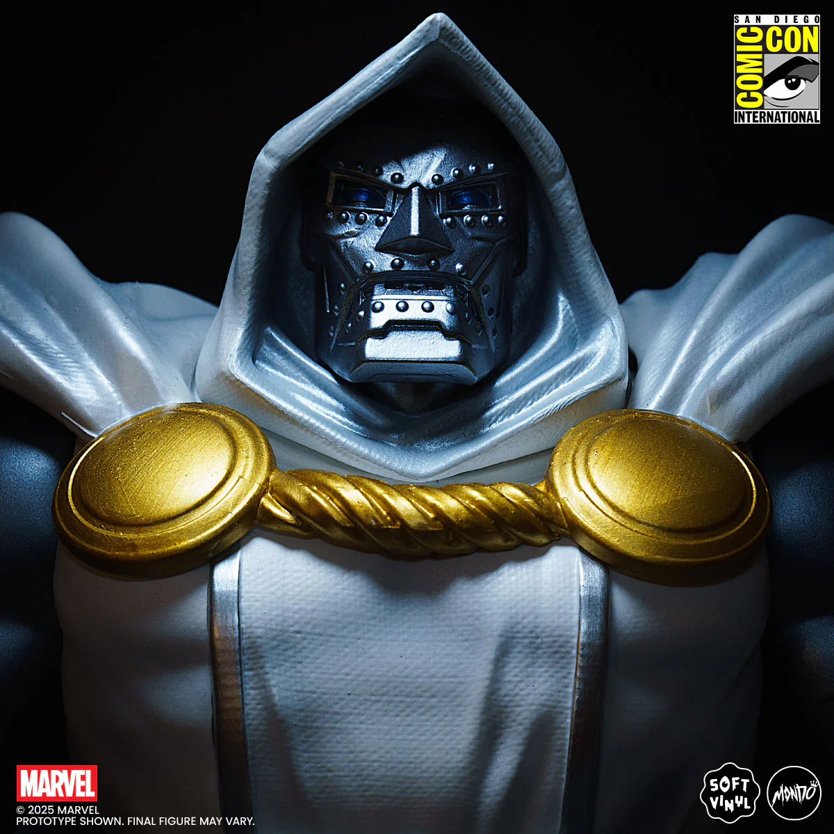 3390-doctor-doom-soft-vinyl-figure-doom-god-emperor-variant-14.webp Doctor Doom Soft Vinyl Figure - Doom God Emperor Variant