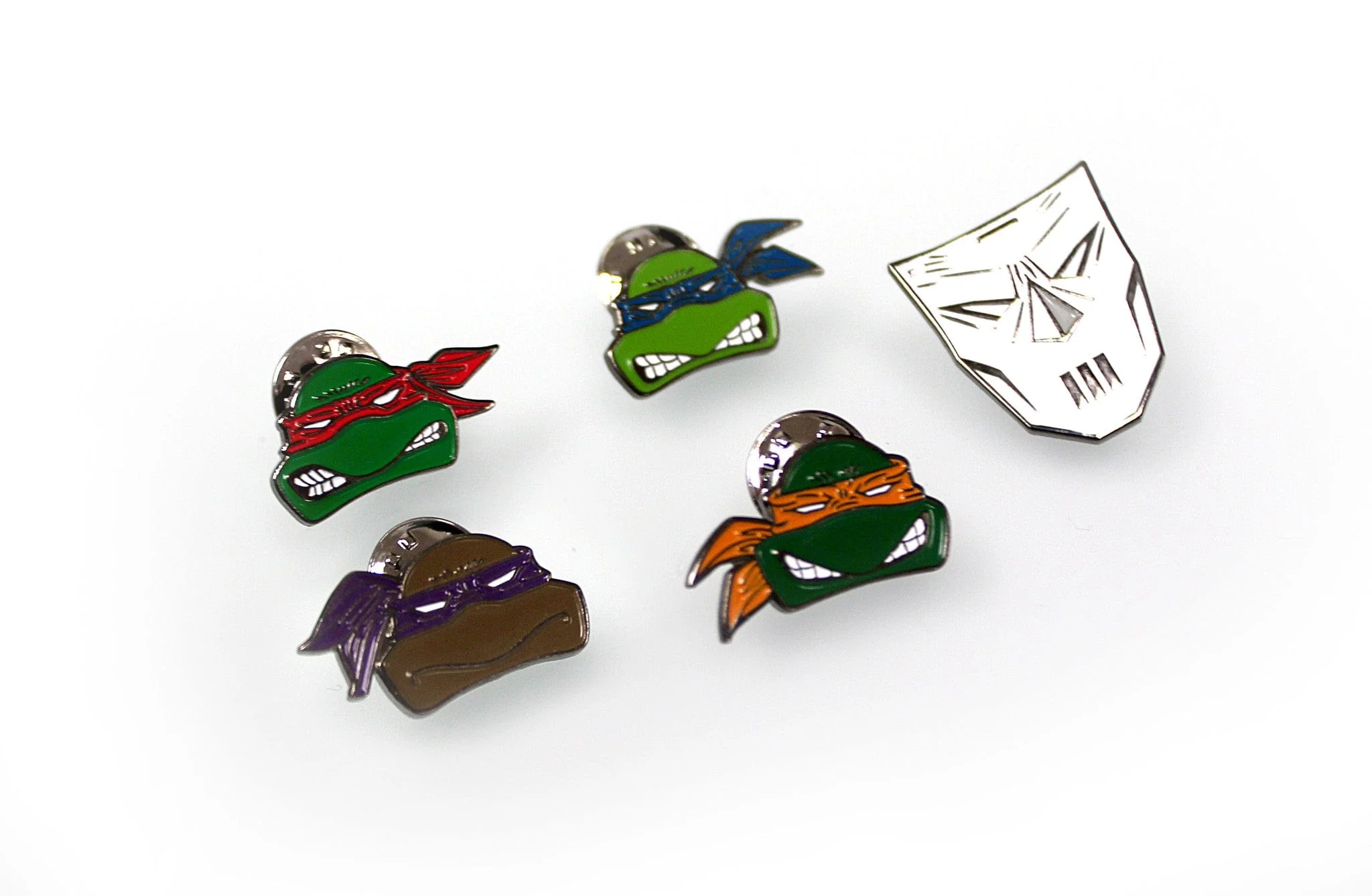 3409-donatello-enamel-pin-4.webp Donatello Enamel Pin
