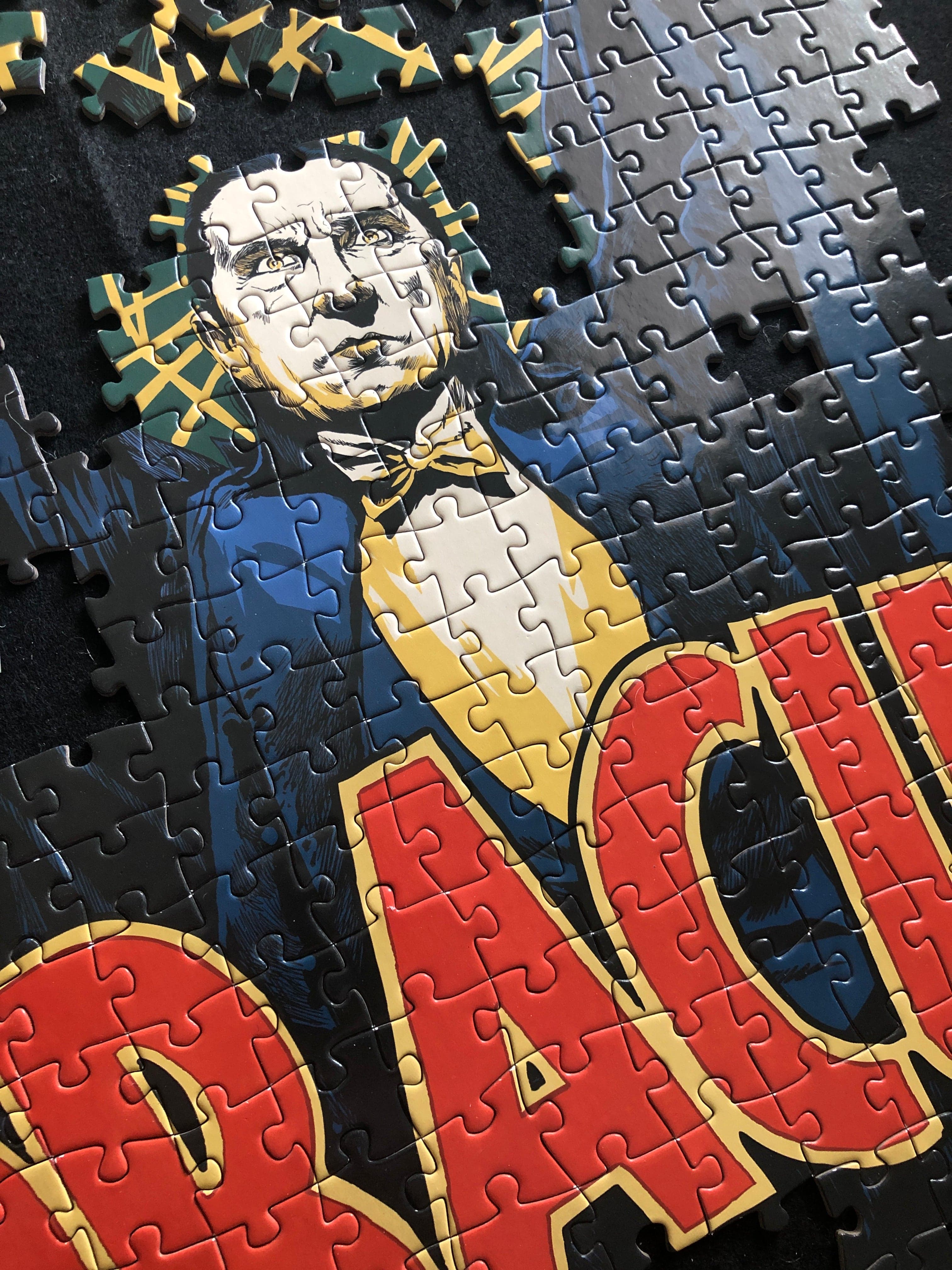 3444-dracula-1000-piece-puzzle-13.jpg Dracula 1000-Piece Puzzle