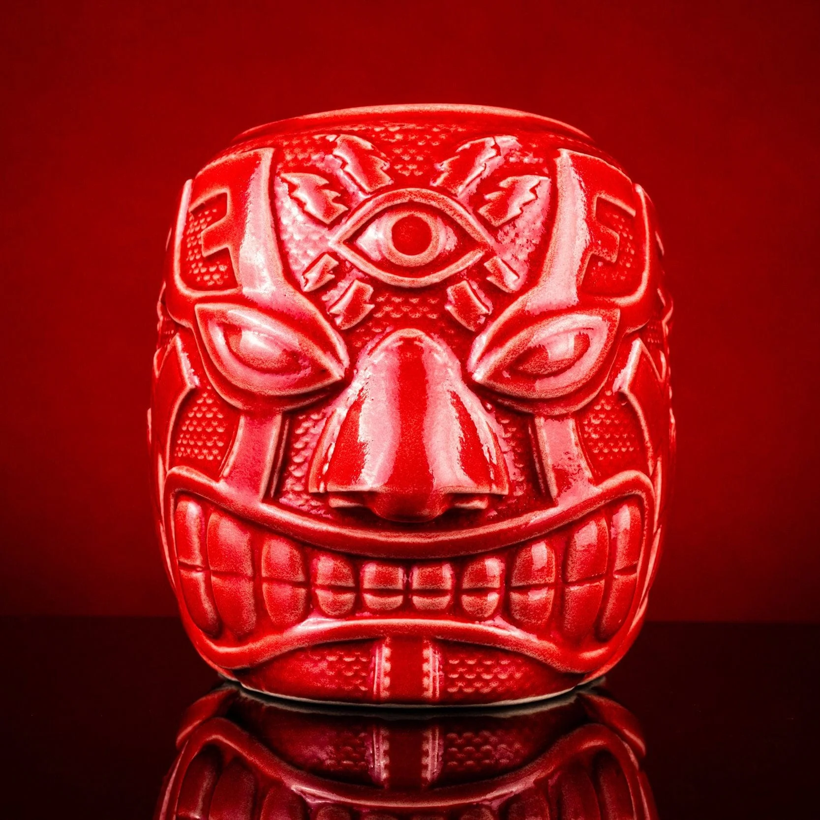 3533-el-ojo-fantastico-tiki-mug-furia-roja-variant-8.webp El Ojo Fantastico Tiki Mug – Furia Roja Variant