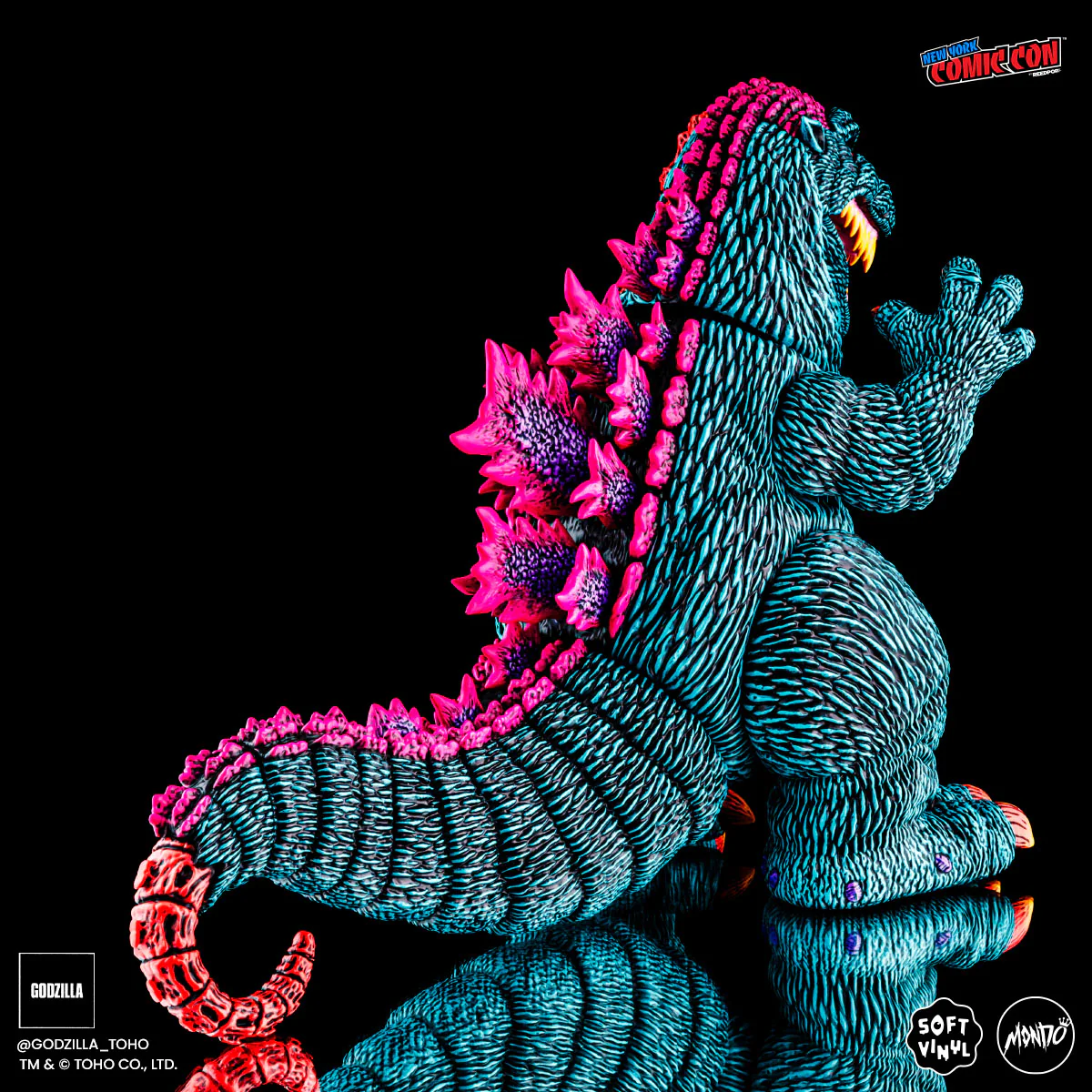 3767-godzilla-designer-vinyl-figure-by-james-groman-psychedelic-variant-11.webp Godzilla - Designer Vinyl Figure by James Groman - Psychedelic Variant