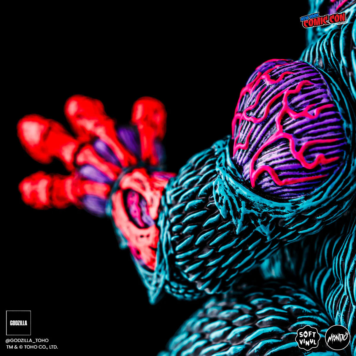 3767-godzilla-designer-vinyl-figure-by-james-groman-psychedelic-variant-15.webp Godzilla - Designer Vinyl Figure by James Groman - Psychedelic Variant