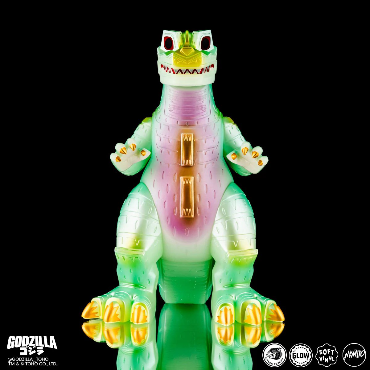 3769-godzilla-vinyl-designer-figure-by-attack-peter-kaiju-night-light-variant-10.webp Godzilla - Vinyl Designer Figure by Attack Peter - Kaiju Night Light Variant