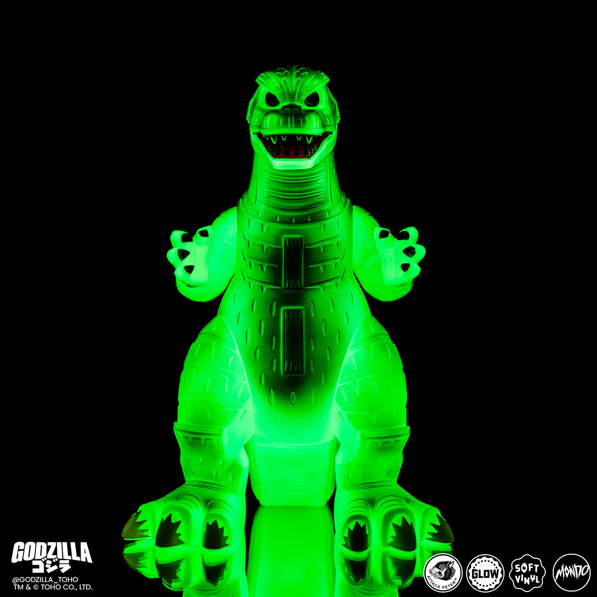 3769-godzilla-vinyl-designer-figure-by-attack-peter-kaiju-night-light-variant-12.webp Godzilla - Vinyl Designer Figure by Attack Peter - Kaiju Night Light Variant