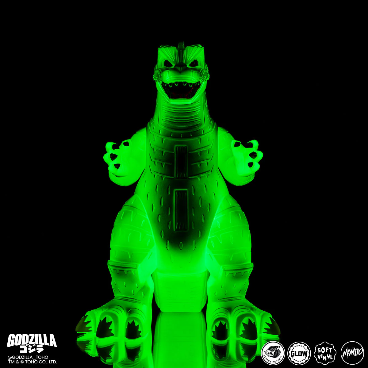 3769-godzilla-vinyl-designer-figure-by-attack-peter-kaiju-night-light-variant-5.webp Godzilla - Vinyl Designer Figure by Attack Peter - Kaiju Night Light Variant