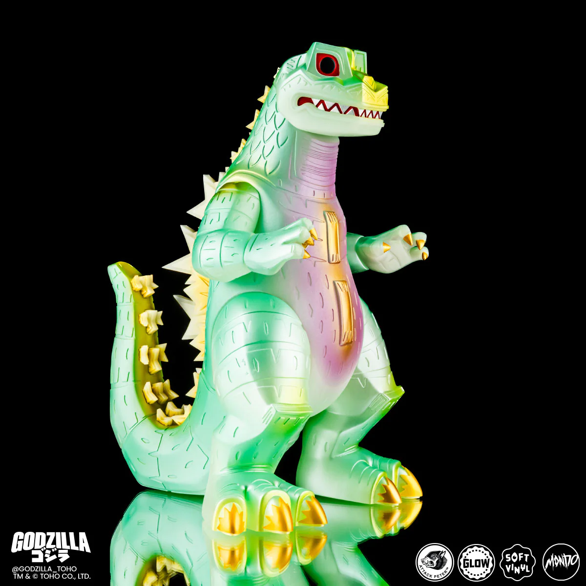3769-godzilla-vinyl-designer-figure-by-attack-peter-kaiju-night-light-variant-6.webp Godzilla - Vinyl Designer Figure by Attack Peter - Kaiju Night Light Variant