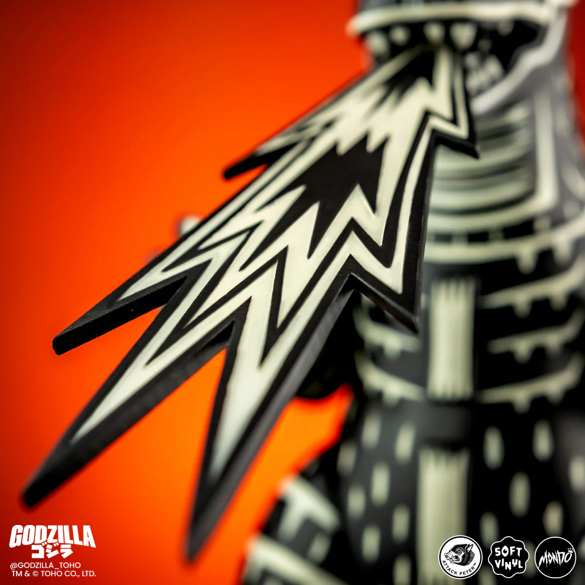 3770-godzilla-vinyl-designer-figure-by-attack-peter-linocut-variant-18.webp Godzilla - Vinyl Designer Figure by Attack Peter - Linocut Variant