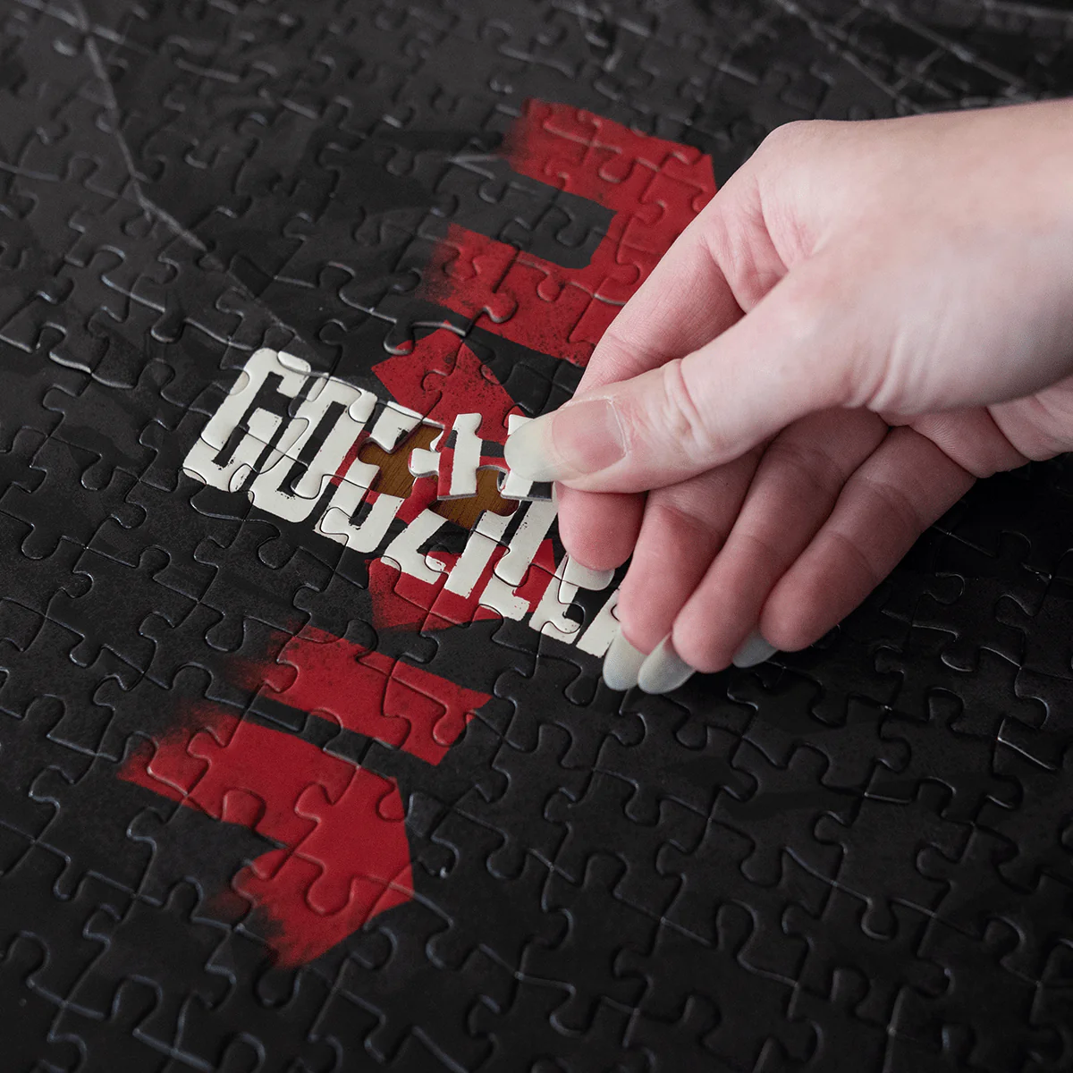 3780-godzilla-1000-piece-puzzle-7.webp Godzilla 1000-Piece Puzzle