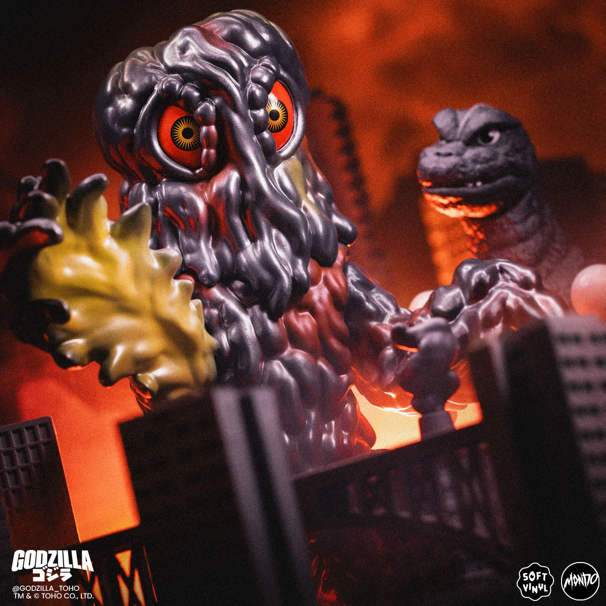 3800-godzilla-and-hedorah-soft-vinyl-figure-set-godzilla-vs-the-smog-monster-18.webp Godzilla and Hedorah Soft Vinyl Figure Set - Godzilla vs The Smog Monster