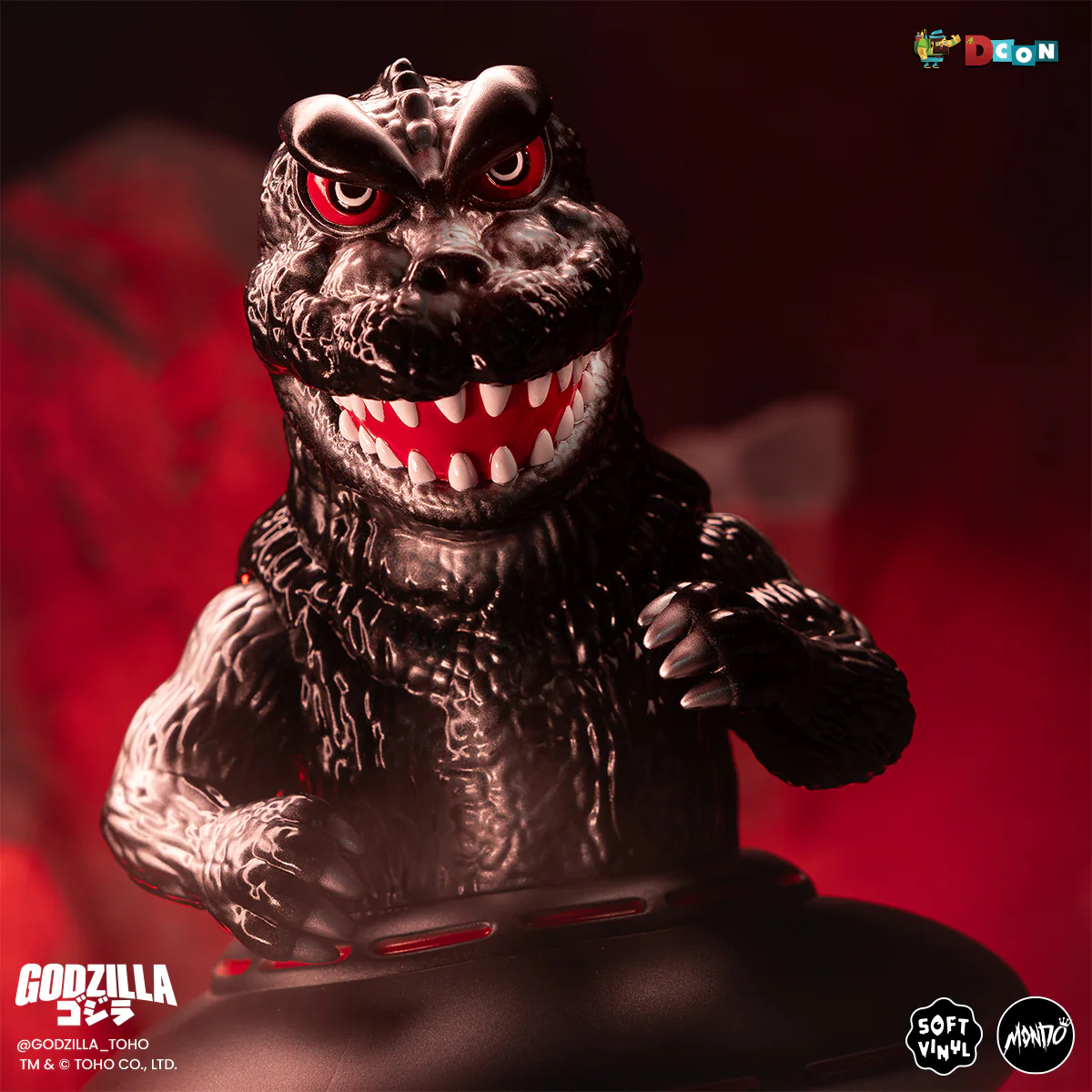 3833-godzilla-ufo-vinyl-designer-figure-by-octeel-xillean-black-variant-12.webp Godzilla UFO - Vinyl Designer Figure by Octeel - Xillean Black Variant