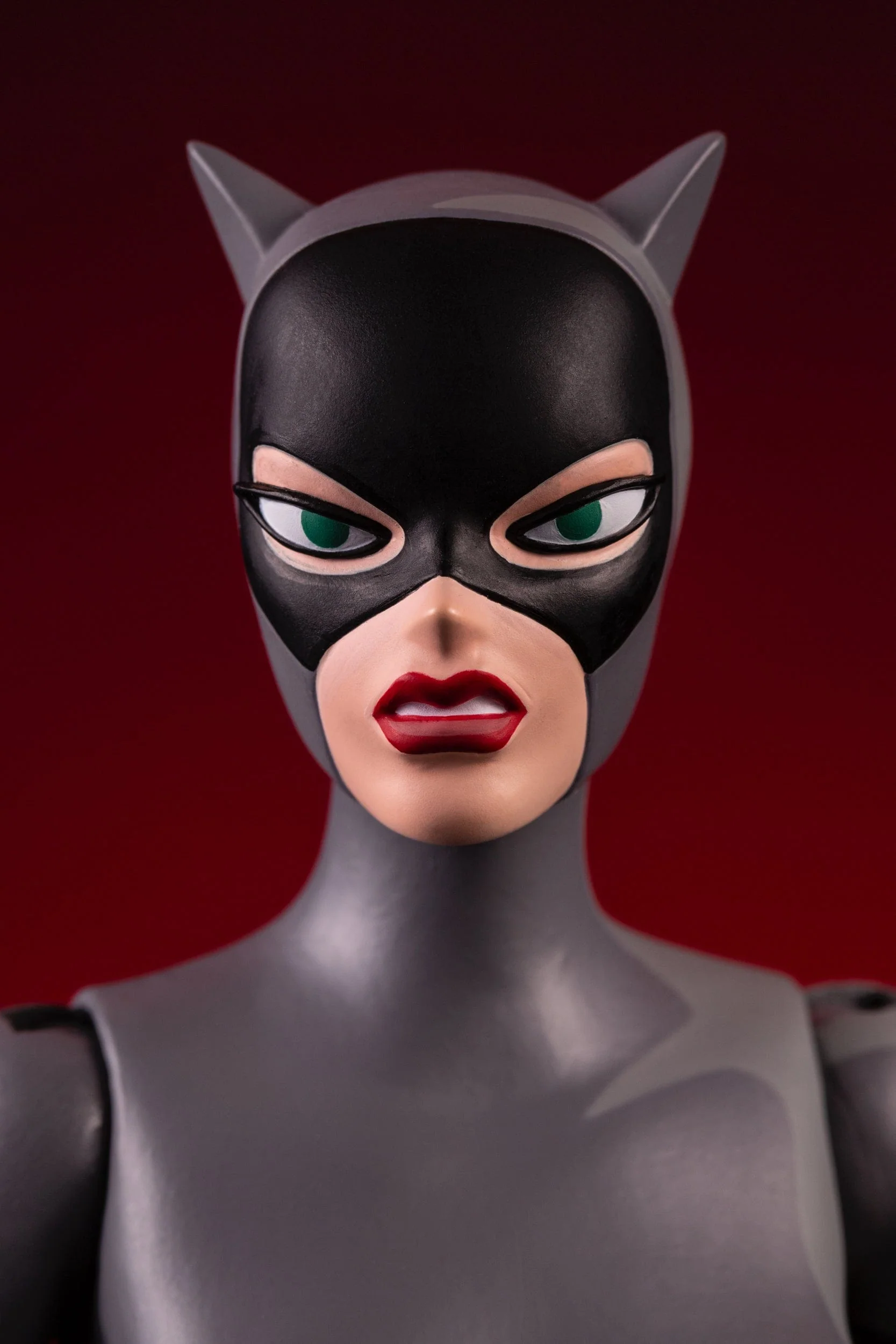 Batman: The Animated Series - Catwoman 1/6 Scale Figure - Mondo Exclusive