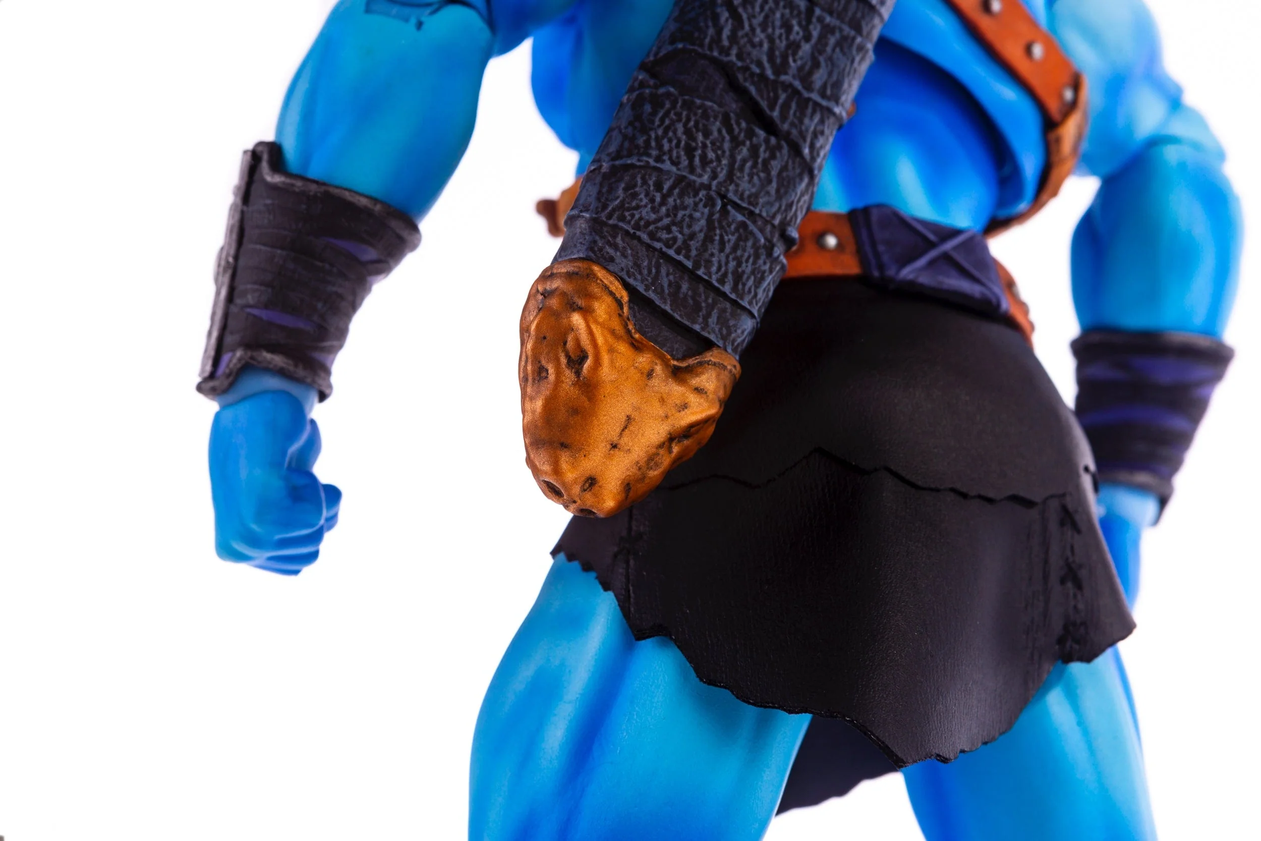 403-masters-of-the-universe-faker-1-6-scale-figure-exclusive-8.webp Masters of the Universe: Faker 1/6 Scale Figure Exclusive