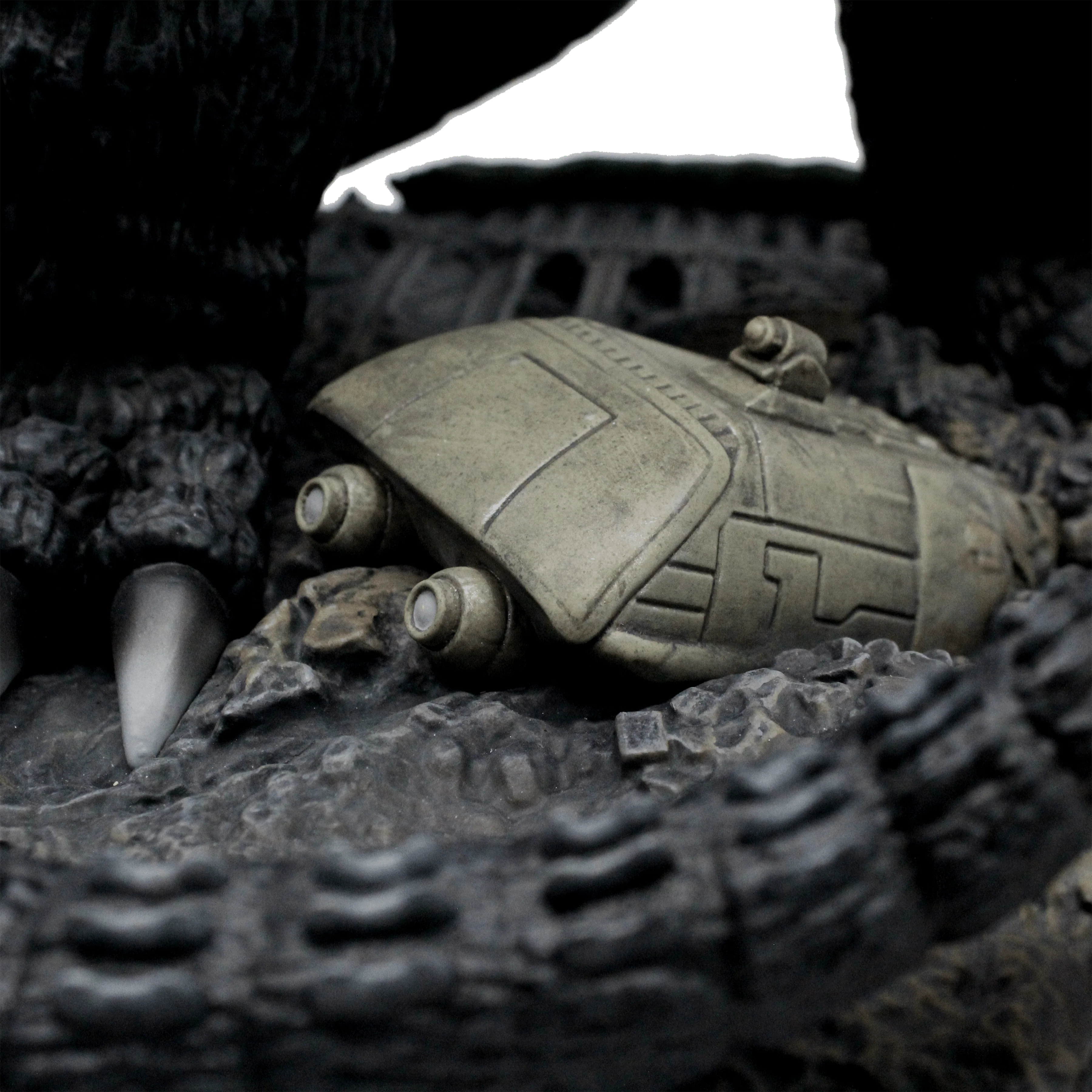 74-godzilla-89-premium-scale-statue-limited-edition-15.webp Godzilla 89 Premium Scale Statue - Limited Edition