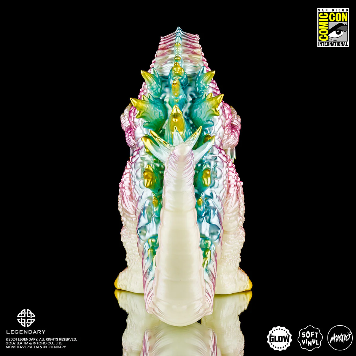 83-godzilla-x-kong-the-new-empire-godzilla-soft-vinyl-cherry-blossom-glow-in-the-dark-variant-10.webp Godzilla x Kong: The New Empire - Godzilla Soft Vinyl - Cherry Blossom Glow in the Dark Variant