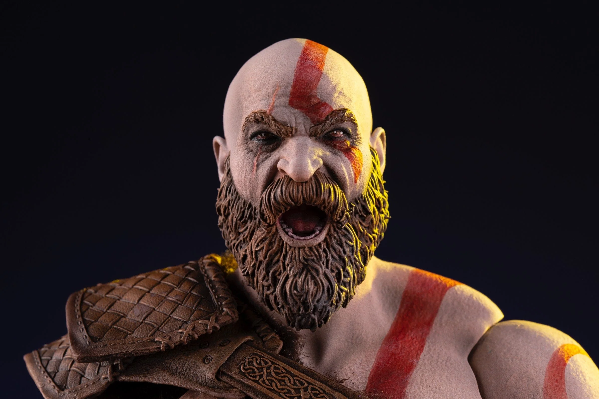 God Of War – Kratos 1/6 Scale Deluxe Figure Exclusive
