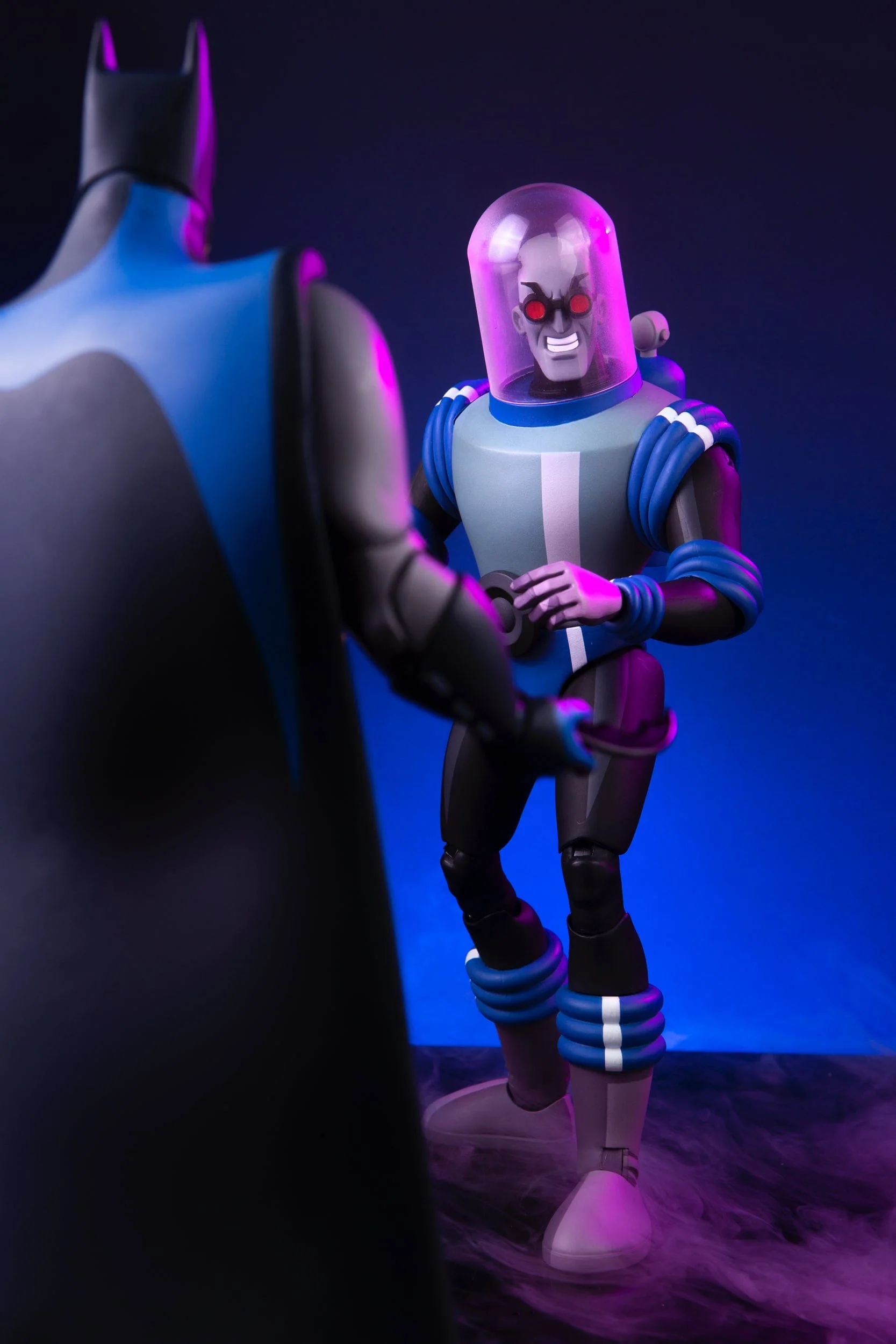 Batman: The Animated Series - Mr. Freeze 1/6 Scale Figure